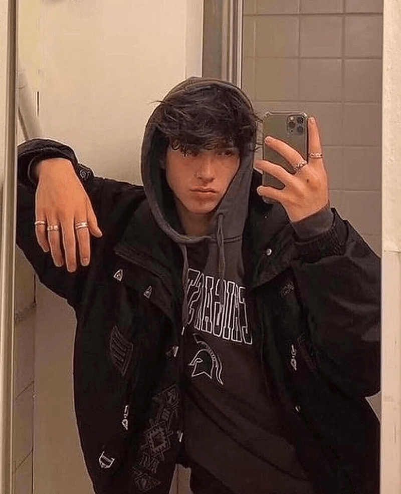 Leo "Flash" Martinez - A college football star who's a tactical genius on the field but a shy, overthinking mess off it, se